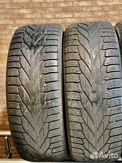 Nokian Tyres Hakkapeliitta R2 SUV 265/60 R18