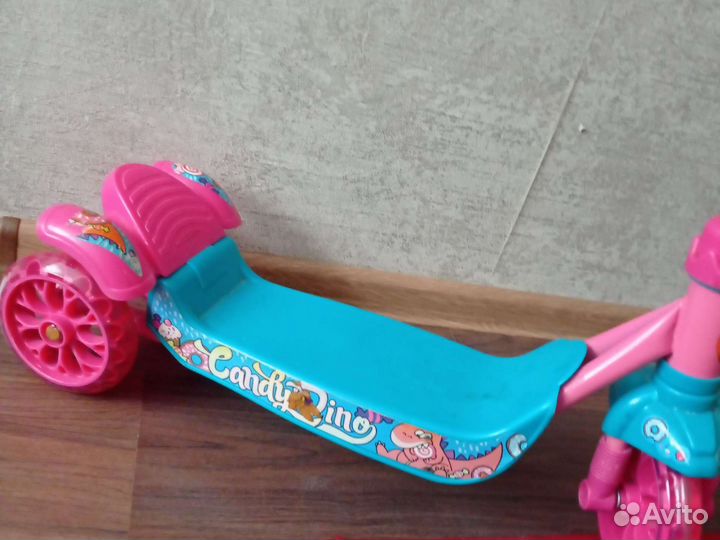 Самокат детский трехколесный