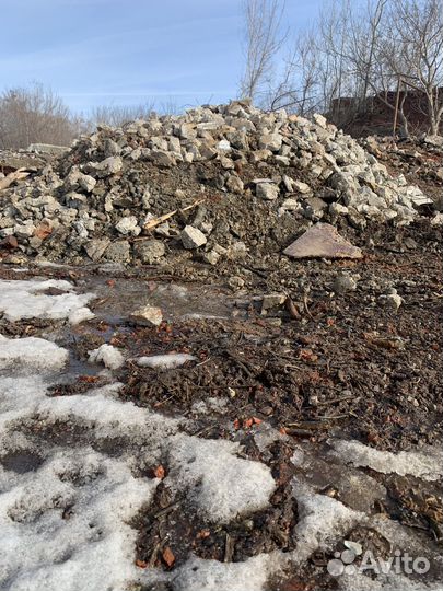 Бой кирпича и бетона, на отсыпку, доставка от 15м3