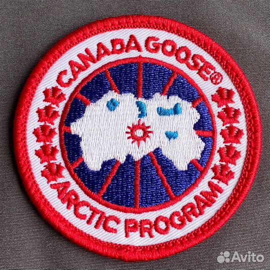 Canada goose жилет (серый)