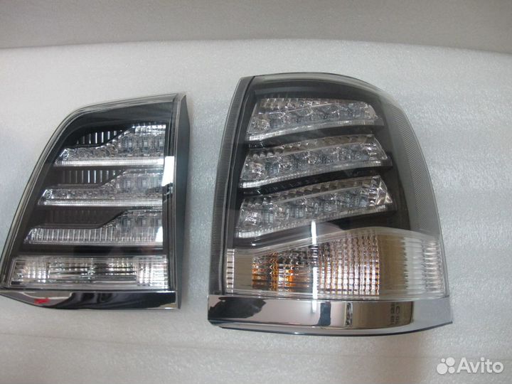 Стопы Land Cruiser 200 дизайн LX570 ,Supercharge