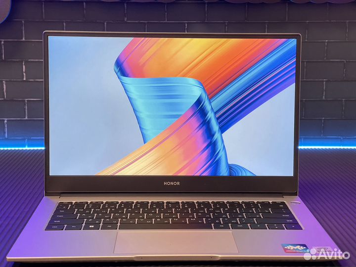 Ноутбук Honor Magicbook 14 i5/8GB/512SSD