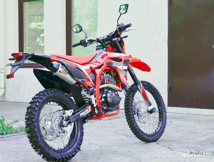 Мотоцикл Procida CRF PR300