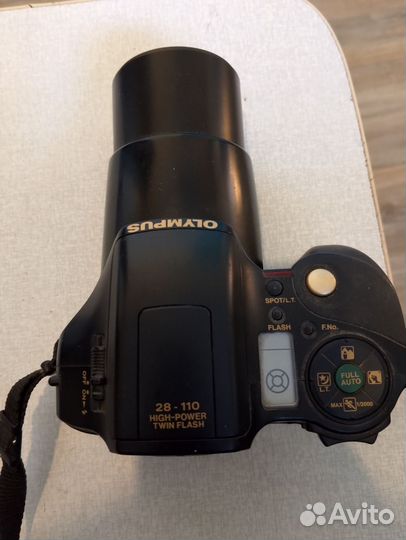 Старинный фотоаппарат