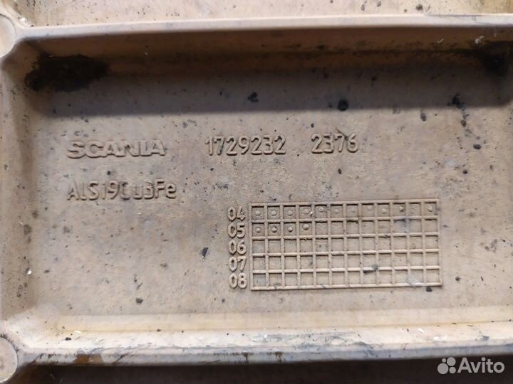 Крышка масляного радиатора