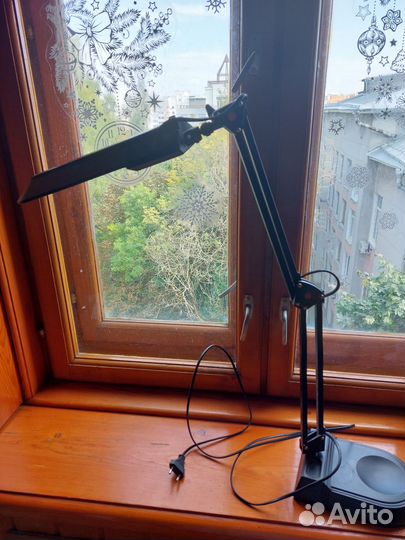 Настольный светоидный светильник