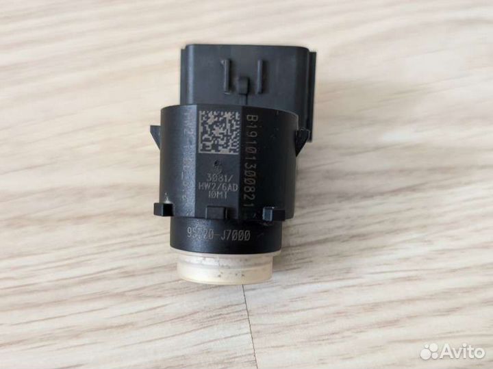 Датчик парковки hyundai/kia 95720-J7000