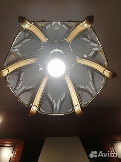 Люстра классическая