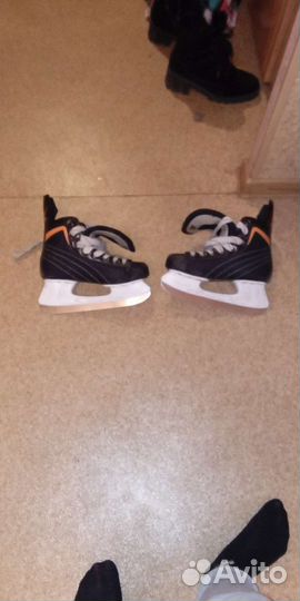 Продам коньки