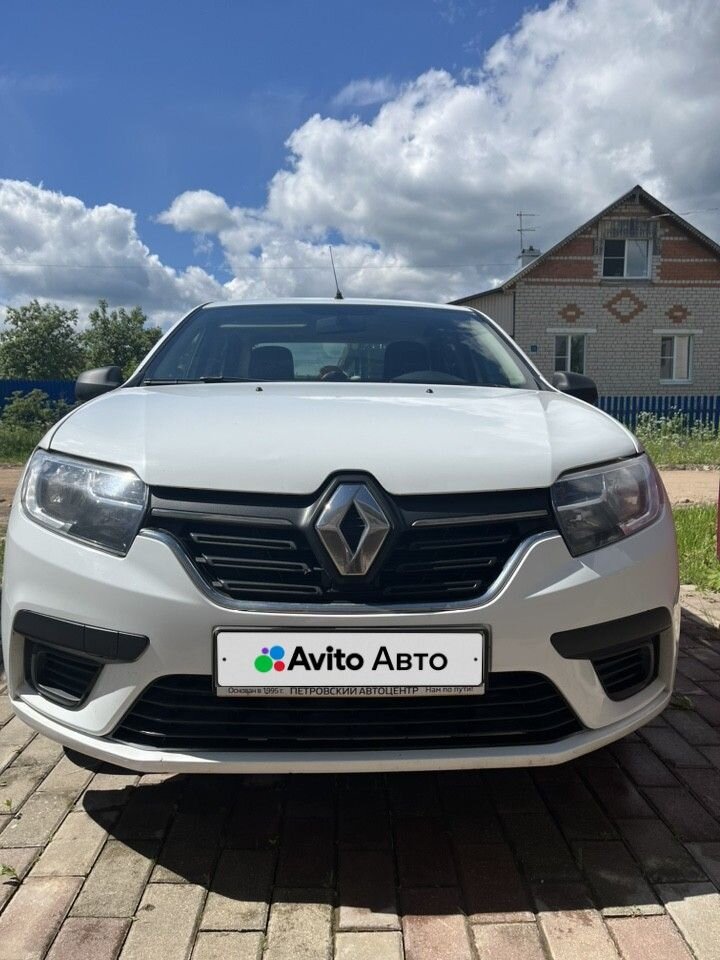 Renault Logan: фото владельца