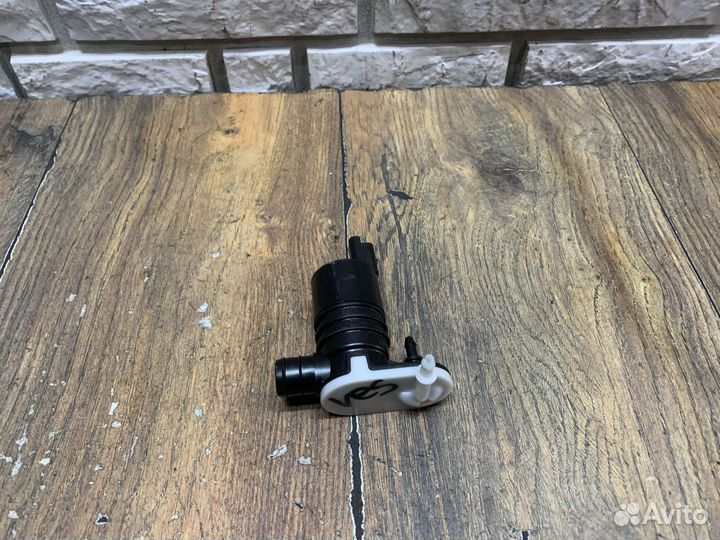 LADA Vesta Насос омывателя