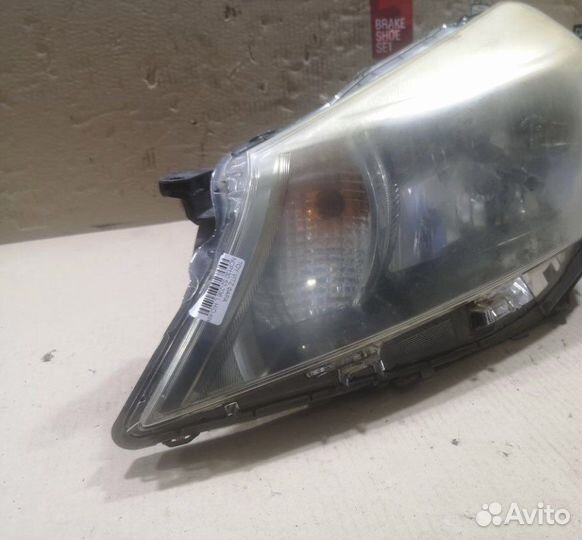 Фара левая xenon toyota vitz nsp130