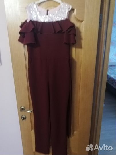 Комбинезон нарядный