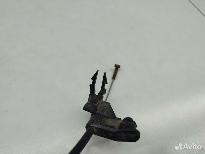 Трос замка задний правый Volkswagen Golf MK4