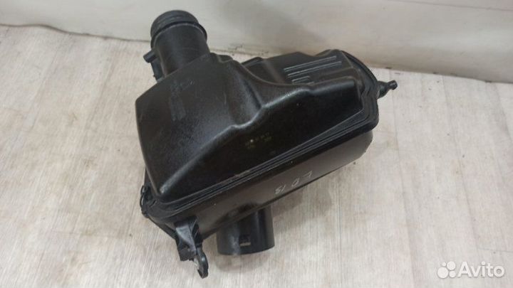 Корпус воздушного фильтра Nissan Qashqai J10E