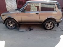 ВАЗ (LADA) 2121 (4x4) Urban 1.7 MT, 2015, 74 608 км, с пробегом, цена 597 000 руб.