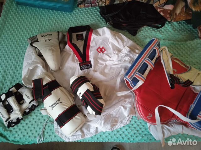 Форма для тхэквондо 140