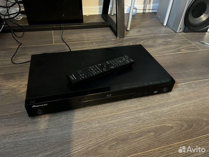 Bluray плеер pioneer BDP 140