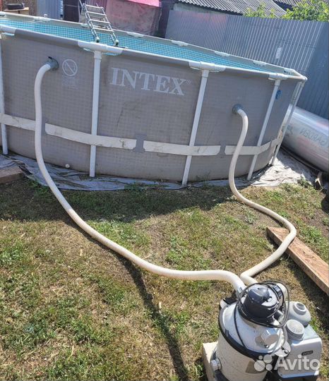 Каркасный бассейн intex
