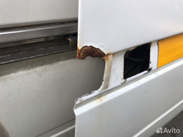 Сдвижная дверь Mercedes Sprinter W909 646.701 2016