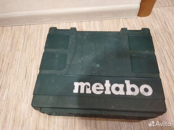 Шуруповерт metabo