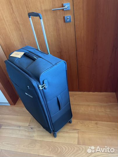 Чемодан Samsonite Base Boost Spinner 78/29 EXP