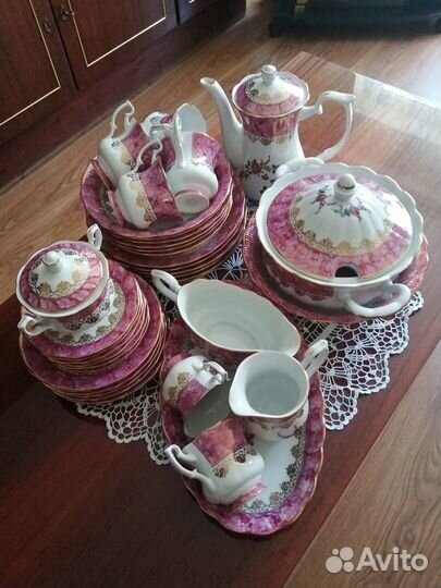 Столовый и чайный сервиз на 12 персон