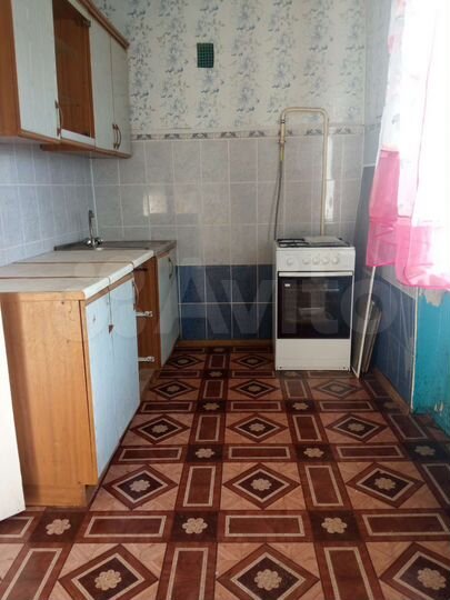 2-к. квартира, 54 м², 3/3 эт.