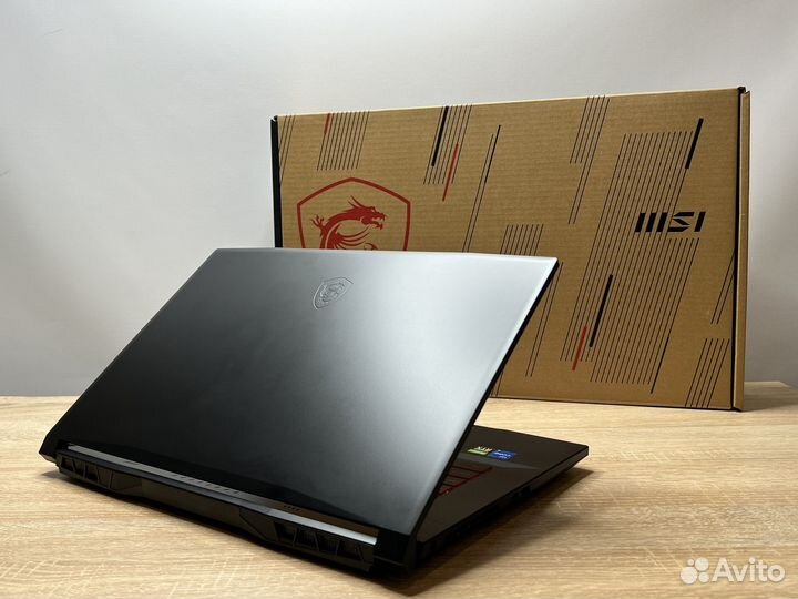 Игровой Msi Katana 17.3'' i5-11400H RTX 3050 16GB