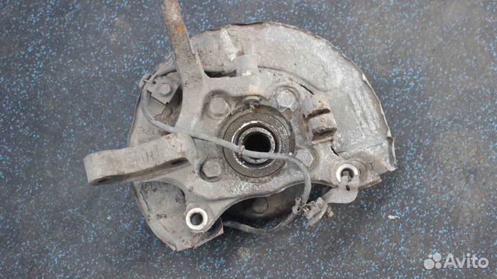 Кулак поворотный Mitsubishi Chariot Grandis (Митсу