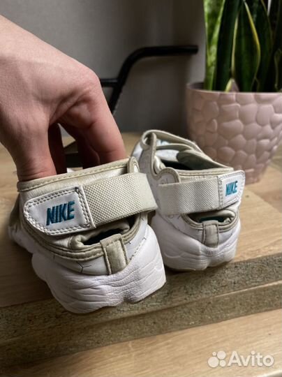 Кроссовки Nike Air Rift Tabi Shoes Vintage 2009