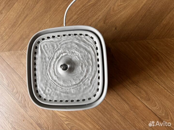 Поилка для кошек и домашних животных