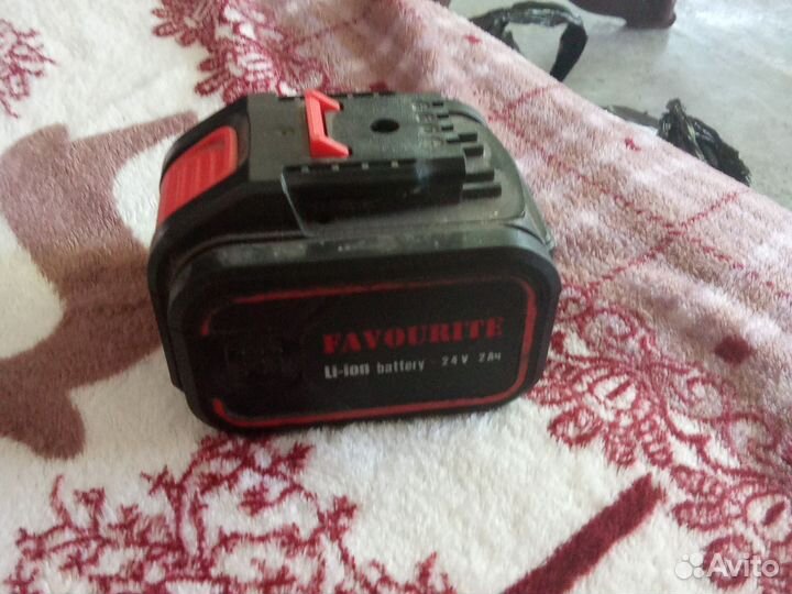 Батарея на шуруповерт