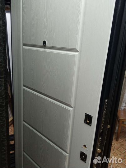 Установка железных дверей