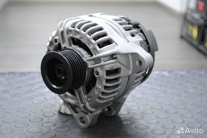 Генератор Toyota Avensis 2.0, 2.4 100А