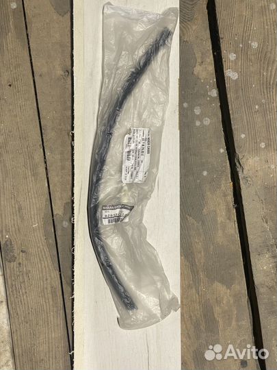 82839-CA020 Nissan Уплотнитель nissan murano (Z50)