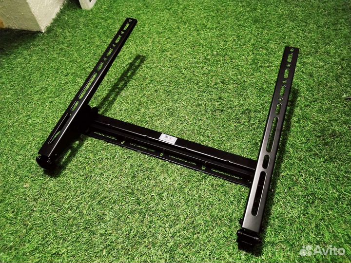 Кронштейн для телевизора