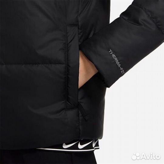 Куртка Nike оригинал S