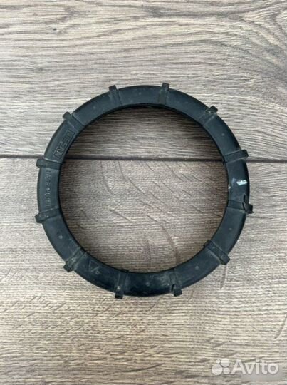 Гайка бензонасоса Nissan Primera