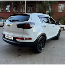 Kia Sportage 2.0 AT, 2011, 193 600 км, с пробегом, цена 1 385 000 руб.