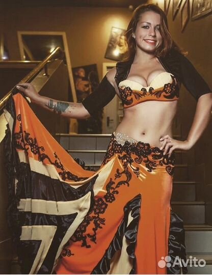 Танец живота на праздник. Восточное шоу