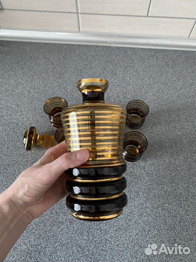 Графин с рюмками