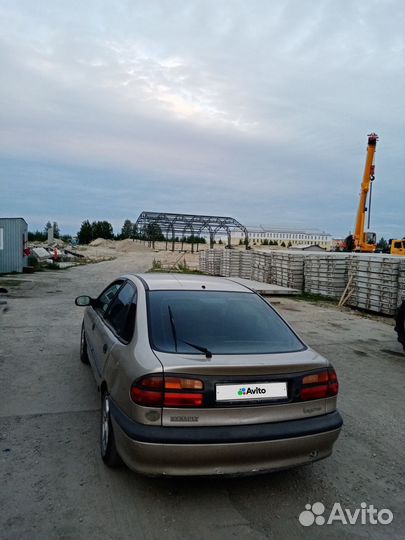 Renault Laguna 1.6 МТ, 1999, 209 000 км