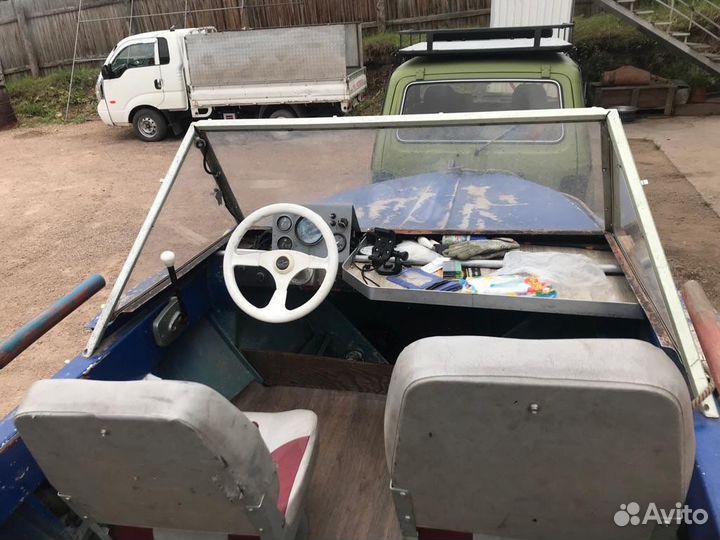 Лодка Крым водомет