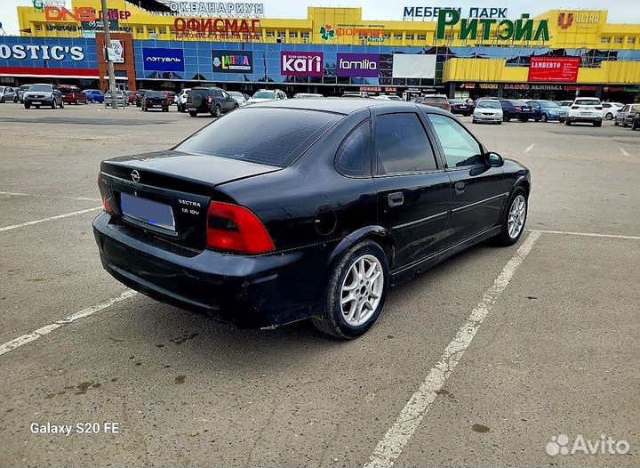 Opel Vectra 1.6 МТ, 2000, 250 000 км