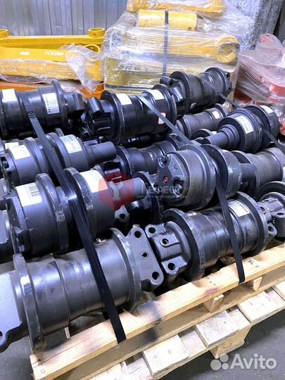 Каток поддерживающий Doosan 225NLC-V