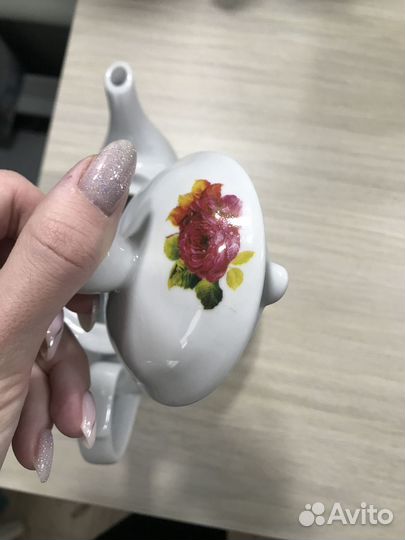 Чайник заварочный фарфоровый новый