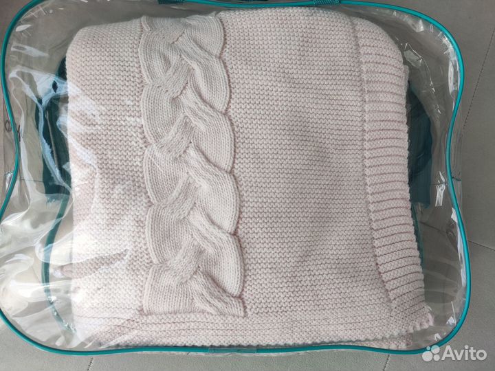 Продам комплект на выписку 6 в 1 весна-лето