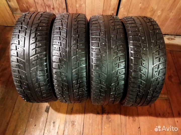 Kumho I'Zen KW22 205/60 R16