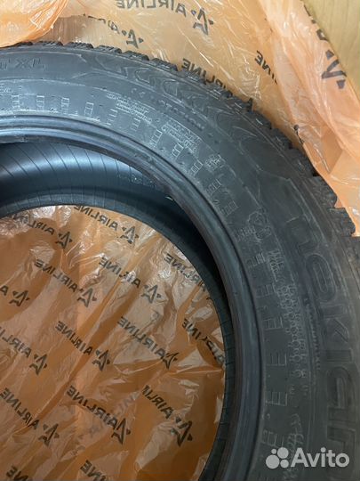 Nokian Tyres Hakkapeliitta 5 235/60 R18 107T